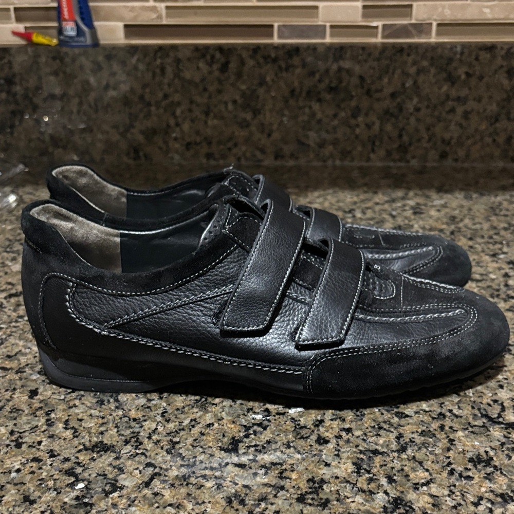 Paul Green Black Leather munchen Strap Sneakers (Unisex)